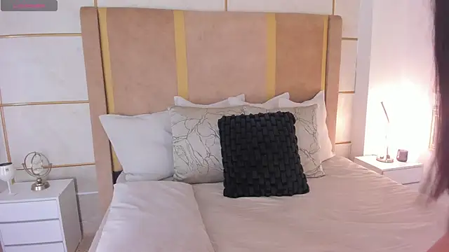 Snapshot of GraceDupont1 chatting on 10-23-25, 11:03 GraceDupont1 online show from 10-23-25, 11:03