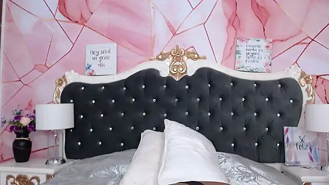 LindaBird online show from 09-22-25, 08:11