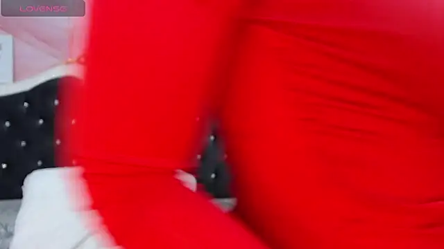 LindaBird online show from 10-10-25, 07:57