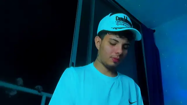 Alessandro 1610 online show from 10-20-25, 04:02