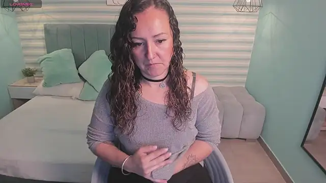 abby apple online show from 03-20-25, 01:26