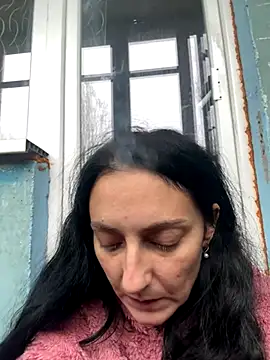 Snapshot of Miroslava1247 chatting on 11-22-25, 08:02 Miroslava1247 online show from 11-22-25, 08:02