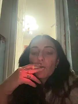 Snapshot of Miroslava1247 chatting on 11-24-25, 03:12 Miroslava1247 online show from 11-24-25, 03:12