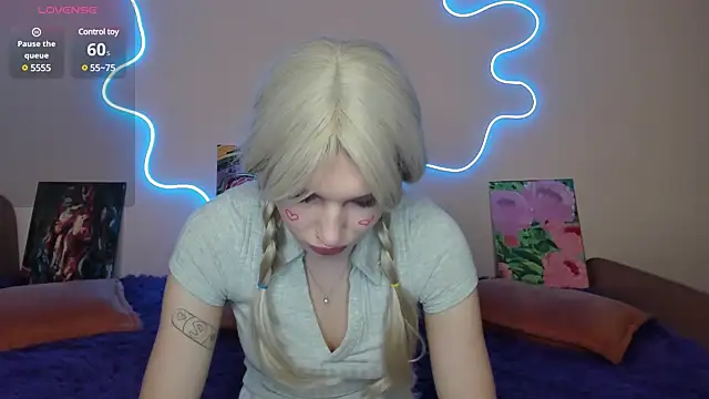 EvelinaLuu online show from 02-28-25, 01:05