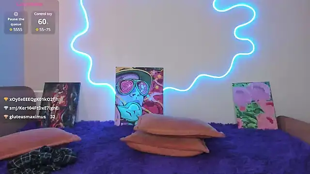 EvelinaLuu online show from 03-04-25, 07:51