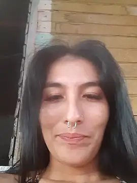 single mother indecent online show from 03-04-25, 12:33