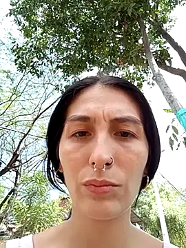 single mother indecent online show from 10-05-25, 03:43