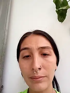 single mother indecent online show from 11-11-25, 11:21