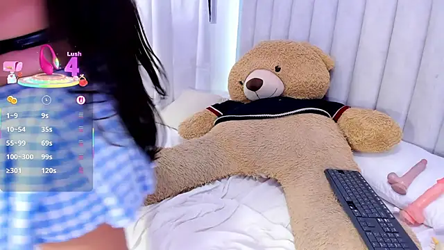 Snapshot of daphneebridge chatting on 02-27-25, 12:21 daphneebridge online show from 02-27-25, 12:21