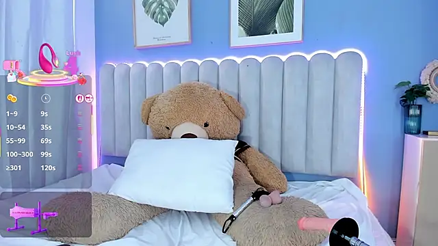 Snapshot of daphneebridge chatting on 03-08-25, 08:57 daphneebridge online show from 03-08-25, 08:57