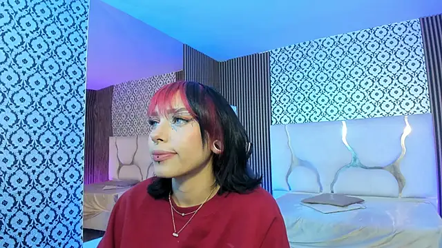 Issa tay1 online show from 04-15-26, 03:24