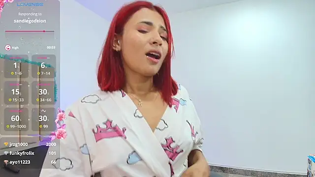 Snapshot of Gaby_tay1 chatting on 03-08-25, 10:00 Gaby tay1 online show from 03-08-25, 10:00