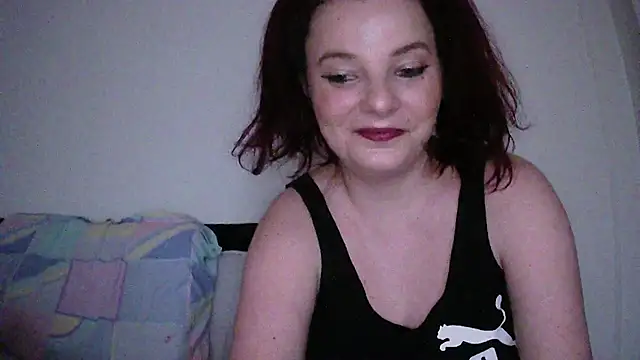 Snapshot of caty33 chatting on 02-20-25, 01:30 caty33 online show from 02-20-25, 01:30