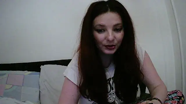 Snapshot of caty33 chatting on 02-24-25, 05:53 caty33 online show from 02-24-25, 05:53