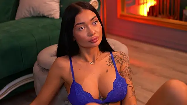 SashaFerrera online show from 03-09-25, 01:46