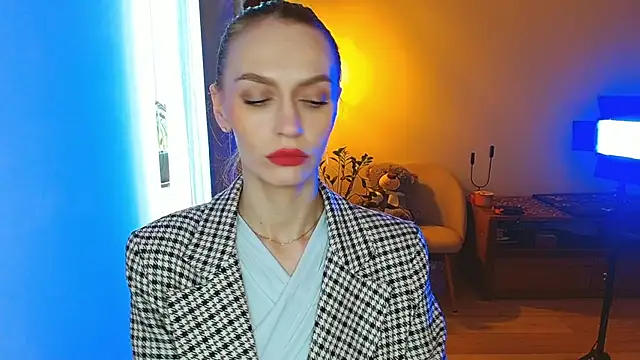 Lady Sunshine  online show from 02-17-26, 08:00