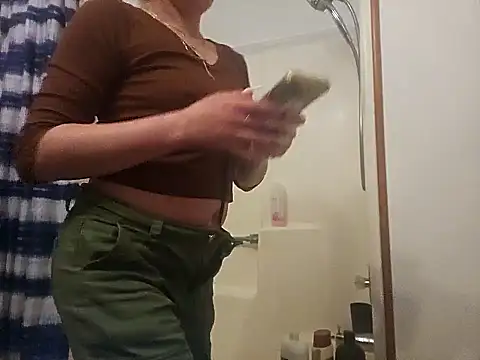 ShysluutGia online show from 02-13-25, 03:39