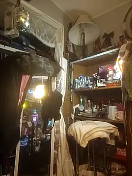 ShysluutGia online show from 12-13-25, 11:10