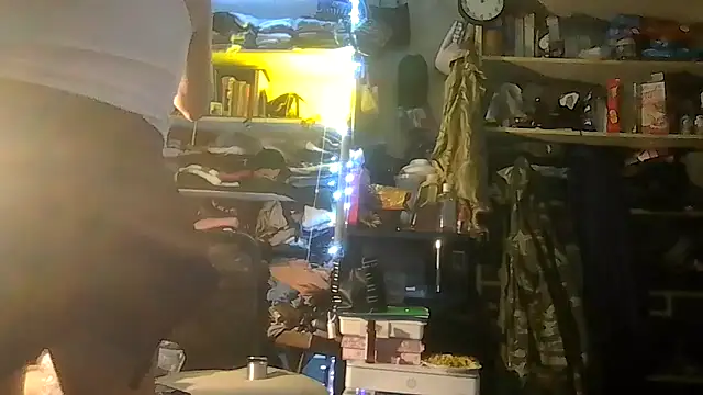 ShysluutGia online show from 04-11-26, 07:02