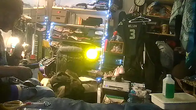 ShysluutGia online show from 04-26-26, 01:58