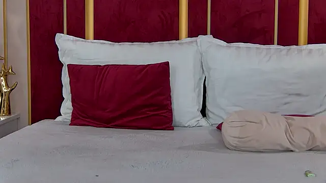 ChloeSins  online show from 02-11-25, 08:37