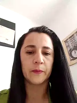Snapshot of Alanna_11 chatting on 02-25-25, 03:16 Alanna 11 online show from 02-25-25, 03:16