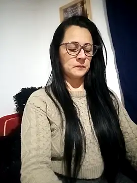 Snapshot of Alanna_11 chatting on 09-23-25, 03:31 Alanna 11 online show from 09-23-25, 03:31