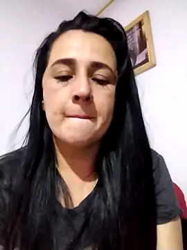 Snapshot of Alanna_11 chatting on 10-04-25, 03:59 Alanna 11 online show from 10-04-25, 03:59