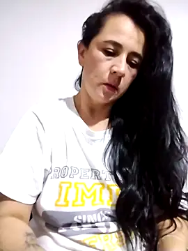Snapshot of Alanna_11 chatting on 10-25-25, 05:15 Alanna 11 online show from 10-25-25, 05:15