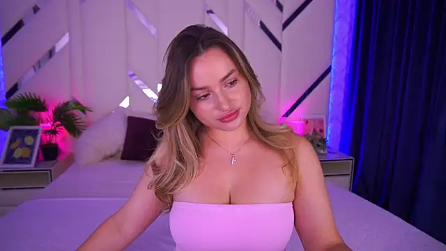 LindsieGreyy online show from 09-29-25, 06:18