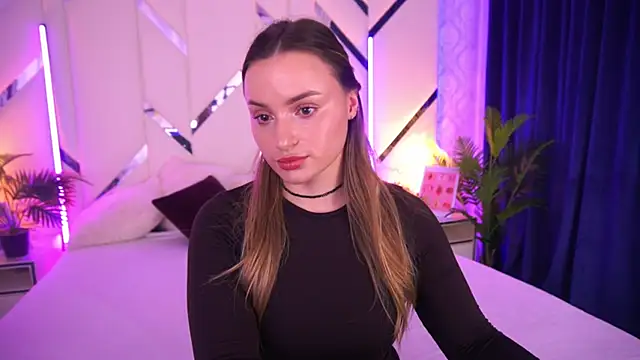 LindsieGreyy online show from 11-25-25, 09:31