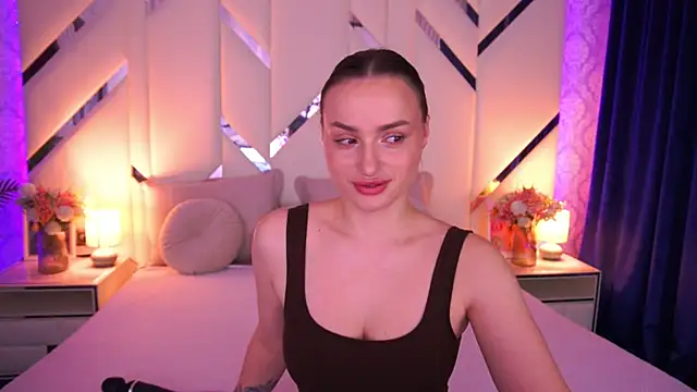 LindsieGreyy online show from 04-09-26, 06:13