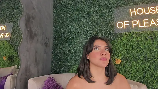 emmiily z online show from 02-22-25, 12:05