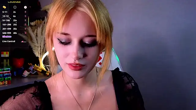 Snapshot of Hisoka_akerley chatting on 09-09-25, 04:39 Hisoka akerley online show from 09-09-25, 04:39