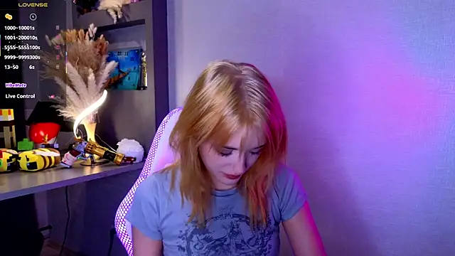 Snapshot of Hisoka_akerley chatting on 09-13-25, 04:51 Hisoka akerley online show from 09-13-25, 04:51