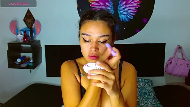 Ana Riderr online show from 11-20-25, 02:34