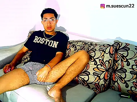 Snapshot of MARXSUESCUN1 chatting on 02-18-25, 08:36 MARXSUESCUN1 online show from 02-18-25, 08:36