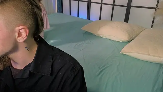 Snapshot of Saint_Vicious chatting on 03-15-25, 08:21 Saint Vicious online show from 03-15-25, 08:21