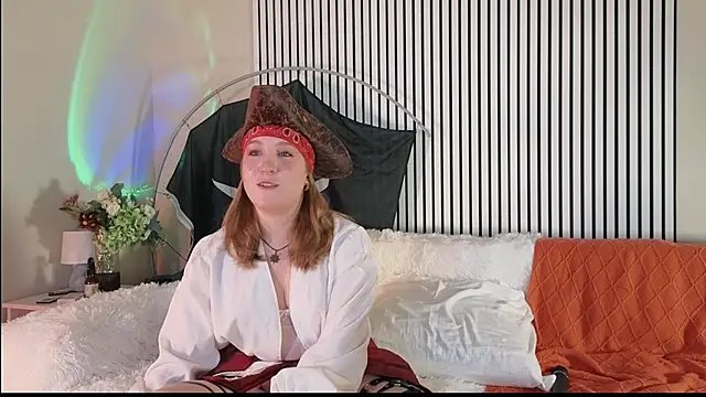 Snapshot of Saint_Vicious chatting on 10-24-25, 08:16 Saint Vicious online show from 10-24-25, 08:16