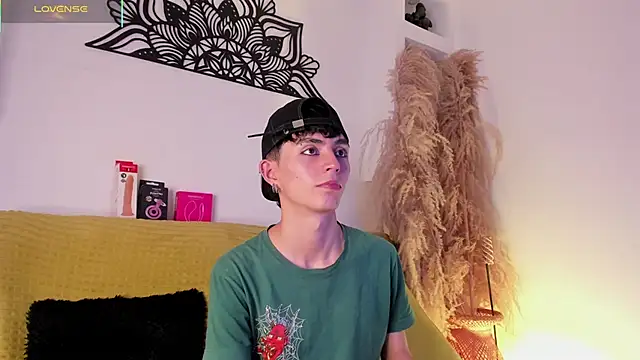 MaikyCooper online show from 09-30-25, 08:25