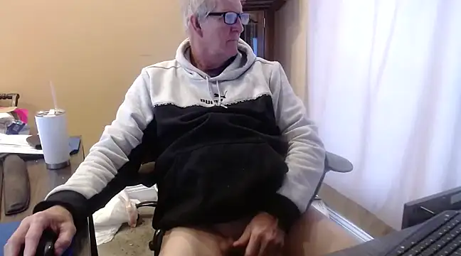 olderandwiser2 online show from 02-11-25, 05:40