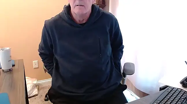 olderandwiser2 online show from 02-25-25, 05:04