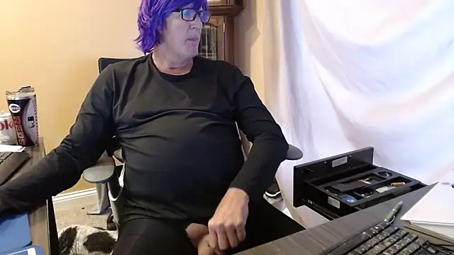 Snapshot of olderandwiser2 chatting on 12-04-25, 04:05 olderandwiser2 online show from 12-04-25, 04:05