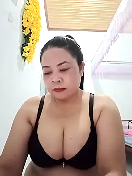 Baby-bigtits2024 online show from 02-08-25, 12:50