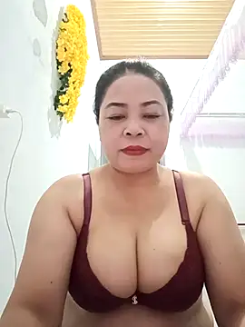 Baby-bigtits2024 online show from 02-16-25, 10:54