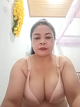 Baby-bigtits2024 online show from 03-13-25, 12:56