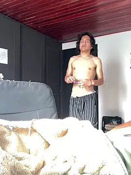 Snapshot of shadowsofgarden chatting on 02-16-25, 01:27 shadowsofgarden online show from 02-16-25, 01:27