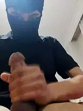 Snapshot of bigsevenkizlar chatting on 03-11-25, 04:07 bigsevenkizlar online show from 03-11-25, 04:07