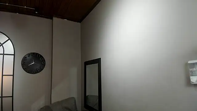 Georgina Palacios  online show from 02-05-26, 03:44