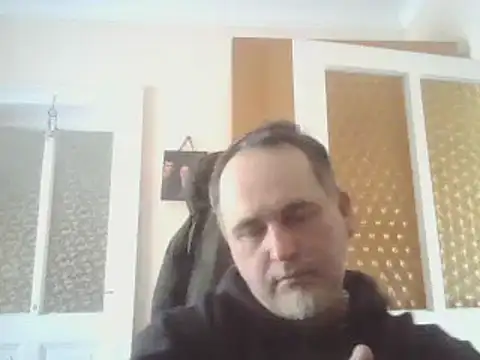 Snapshot of Szolga10 chatting on 02-10-25, 02:16 Szolga10 online show from 02-10-25, 02:16